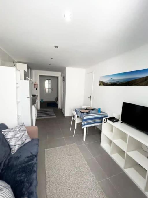 Apartamento Simples E Simpatico Horta  Kültér fotó